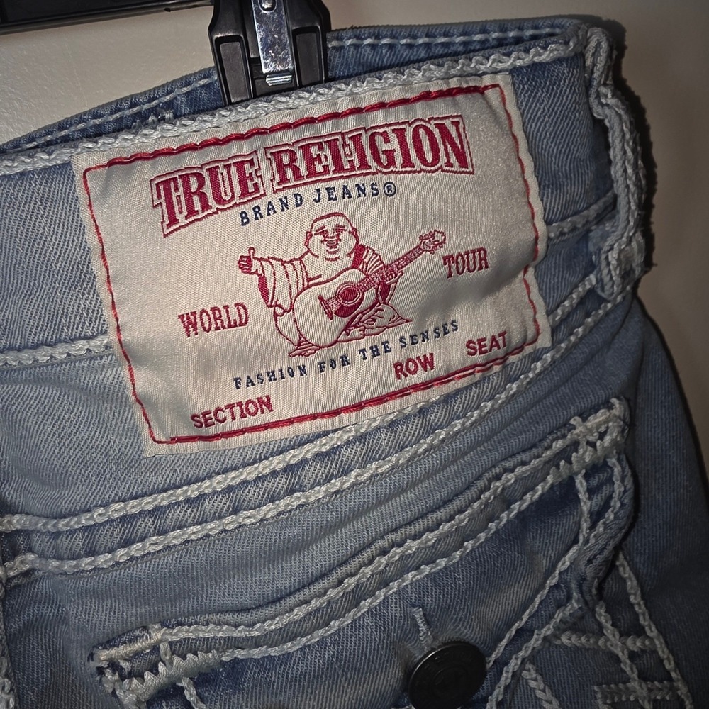True Religion Ricky Relaxed Straight Super T Stitch Jeans Light Wash‎ Blue 28